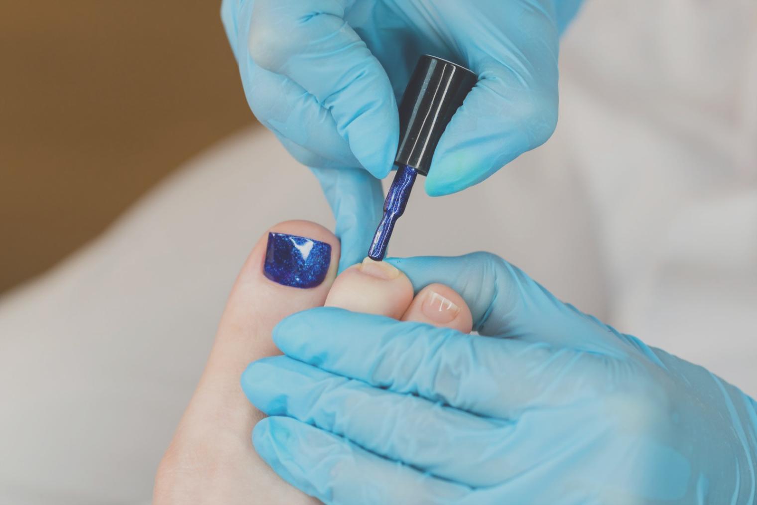 Strumenti professionali per nail art utilizzati durante i corsi