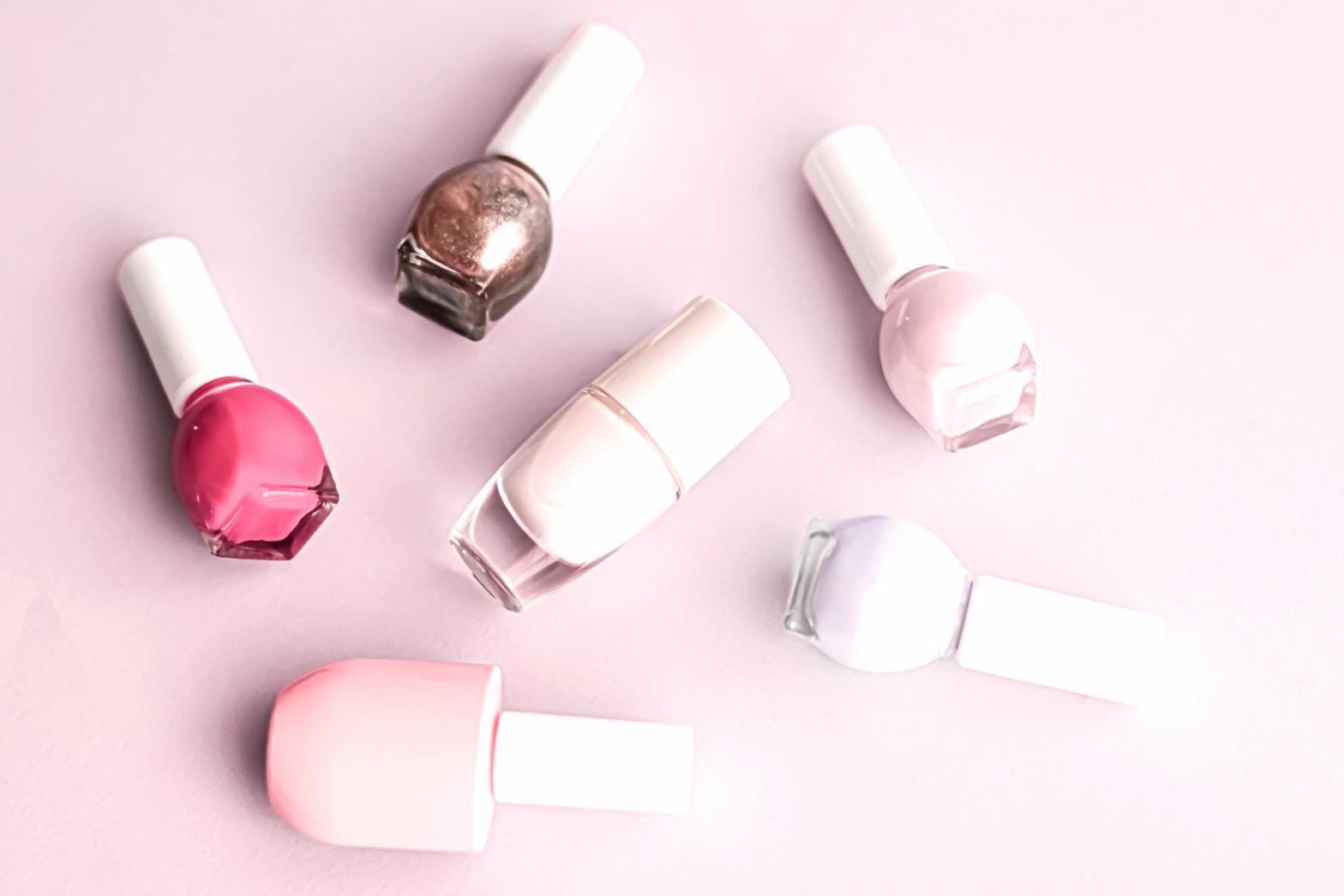 Esempio di nail art creativa realizzata durante il corso